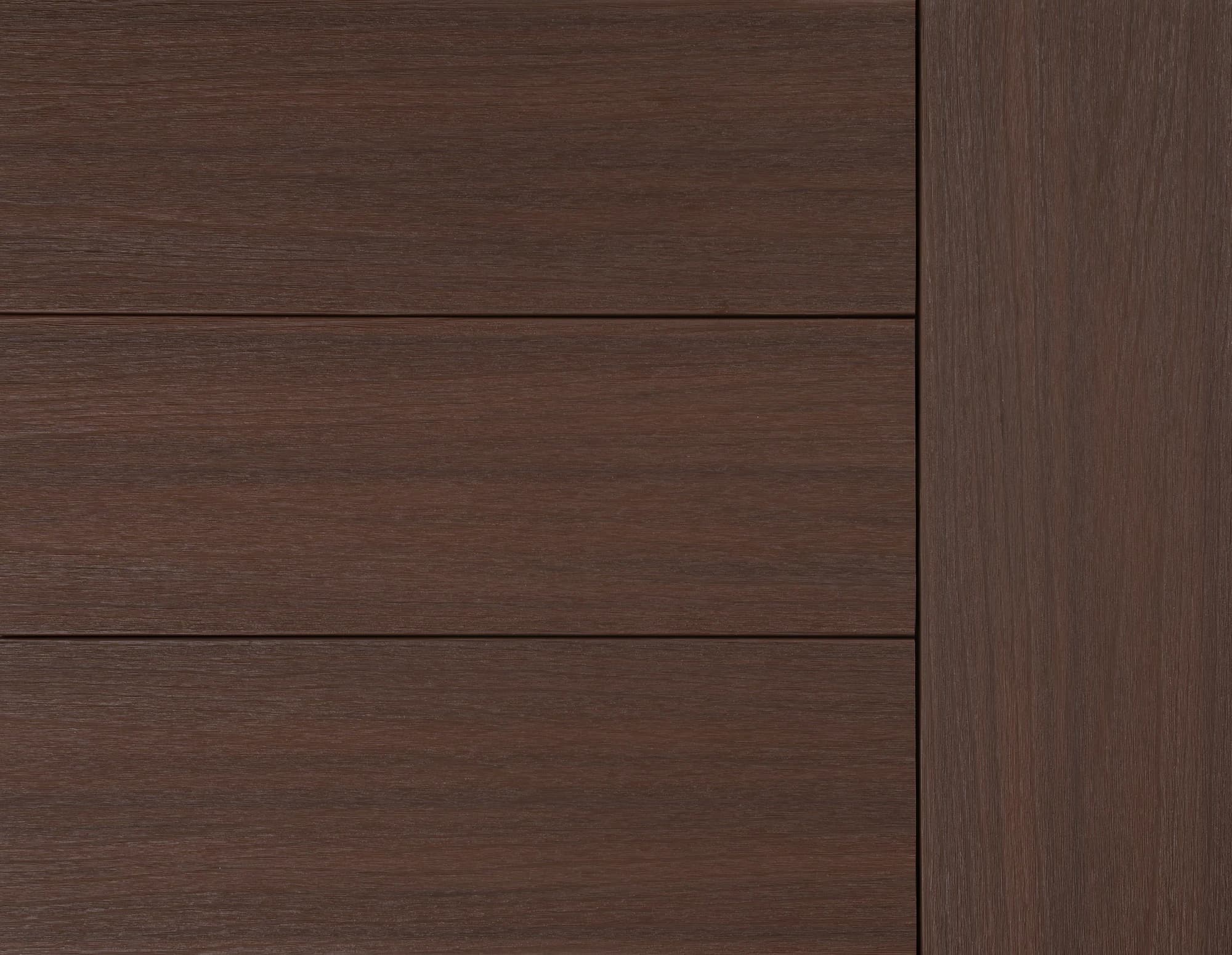 Solid Deck in Mahogany