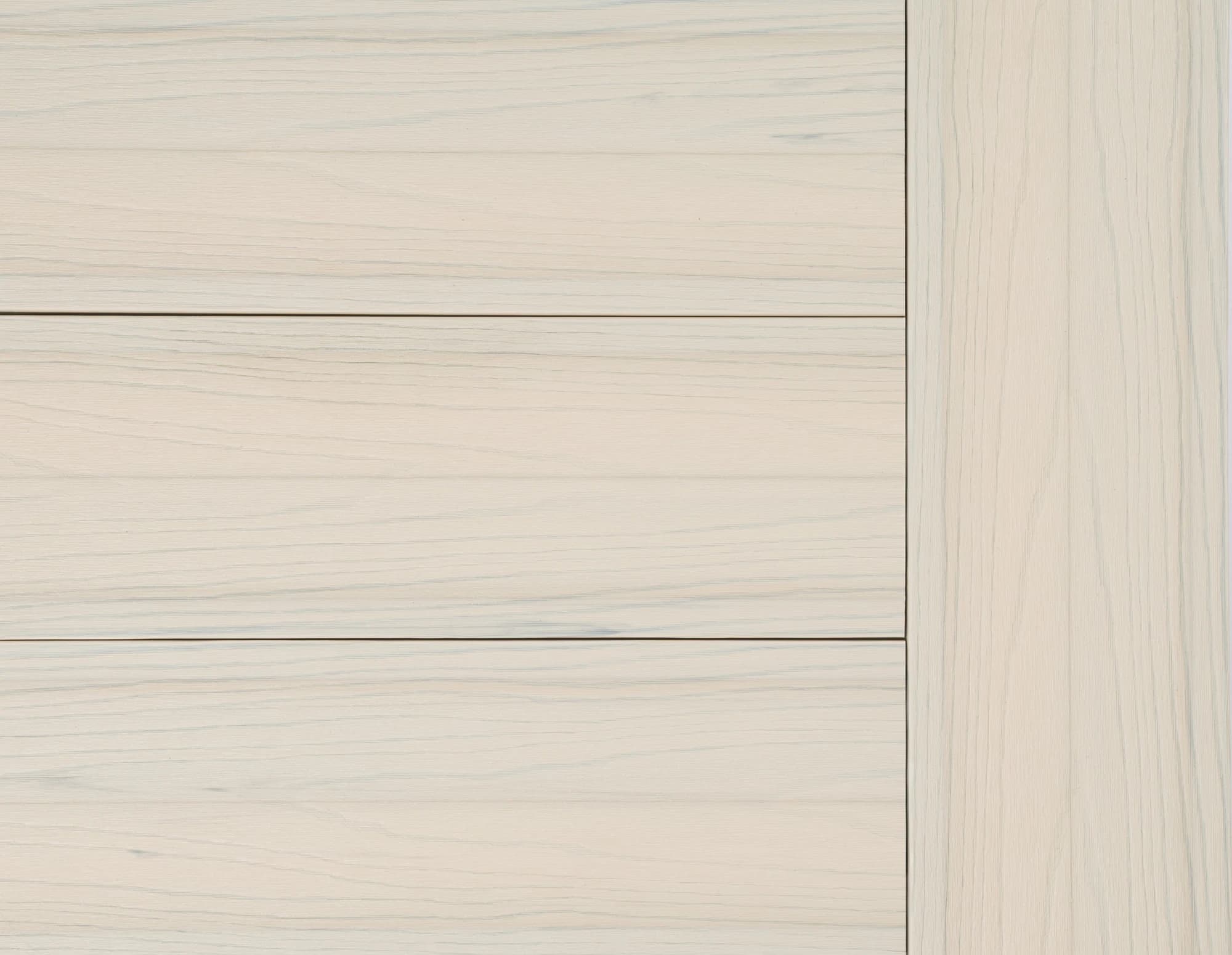 Solid Deck in Sand