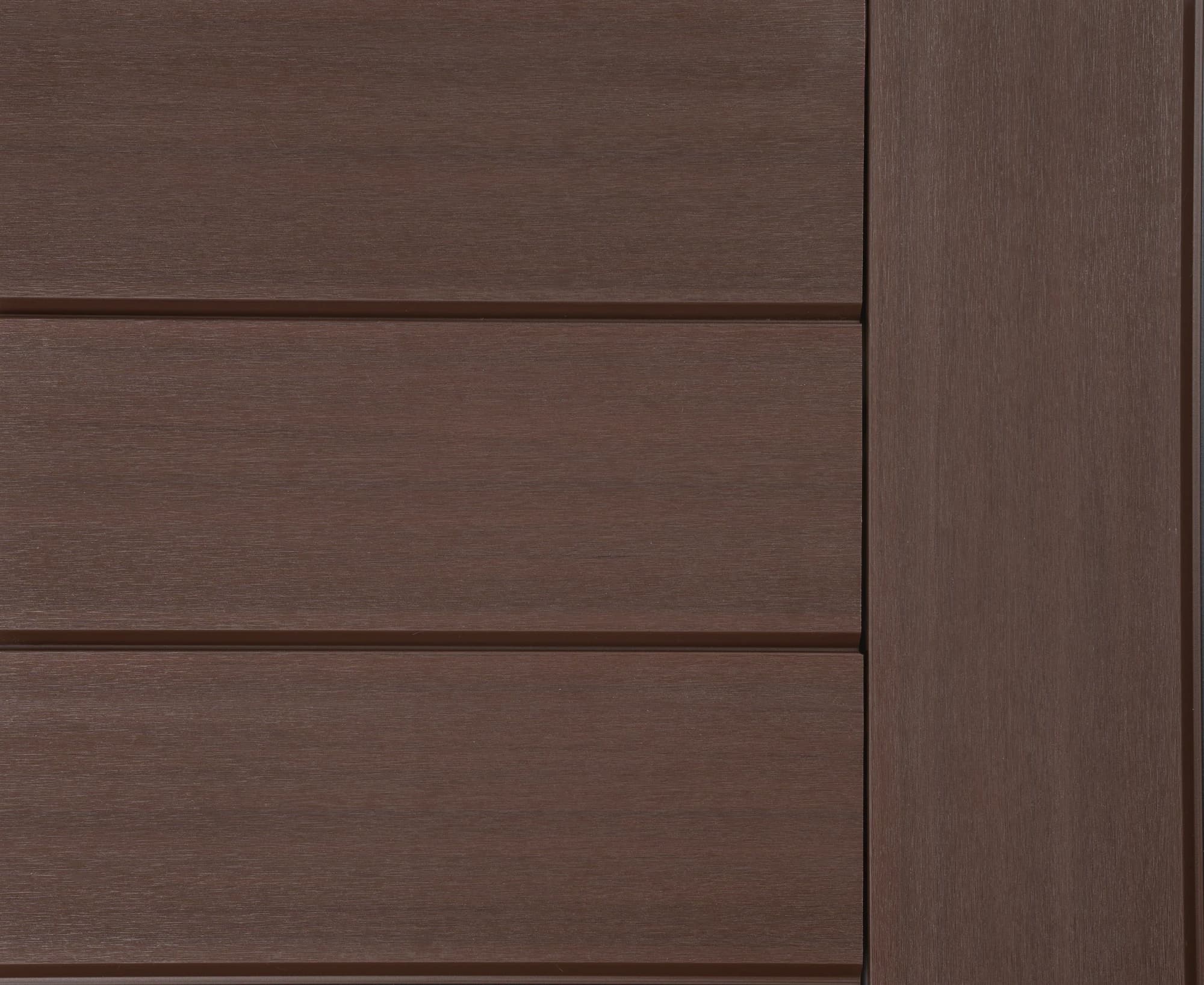 Wall Cladding in Mahogany
